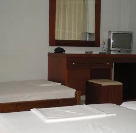 Sintrivanis Hotel 2*