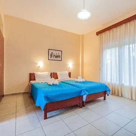 Hotel Sintrivanis 2*
